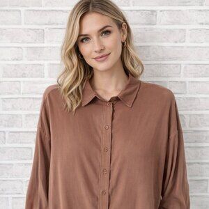 Prologue Button-Down Blouse in Warm Brown – Size XXL